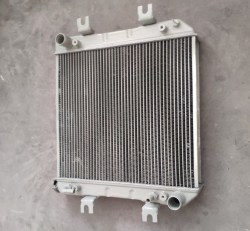 Радиатор HC CPCD10-18 (Isuzu C240) N041-334000-000